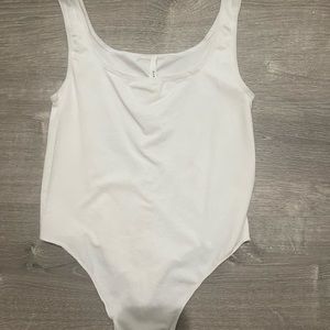 Aritizia bodysuit